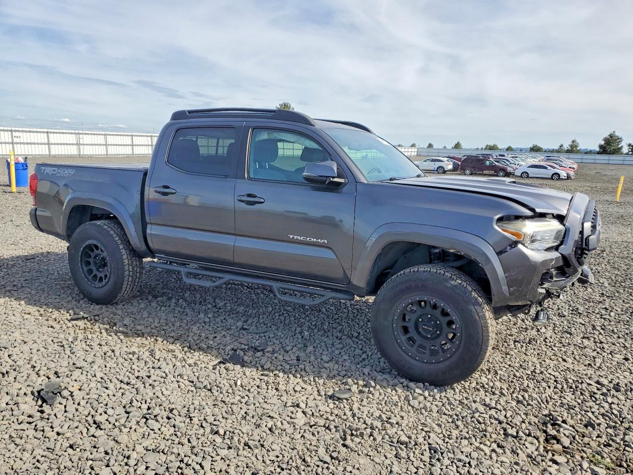 2017 TOYOTA TACOMA