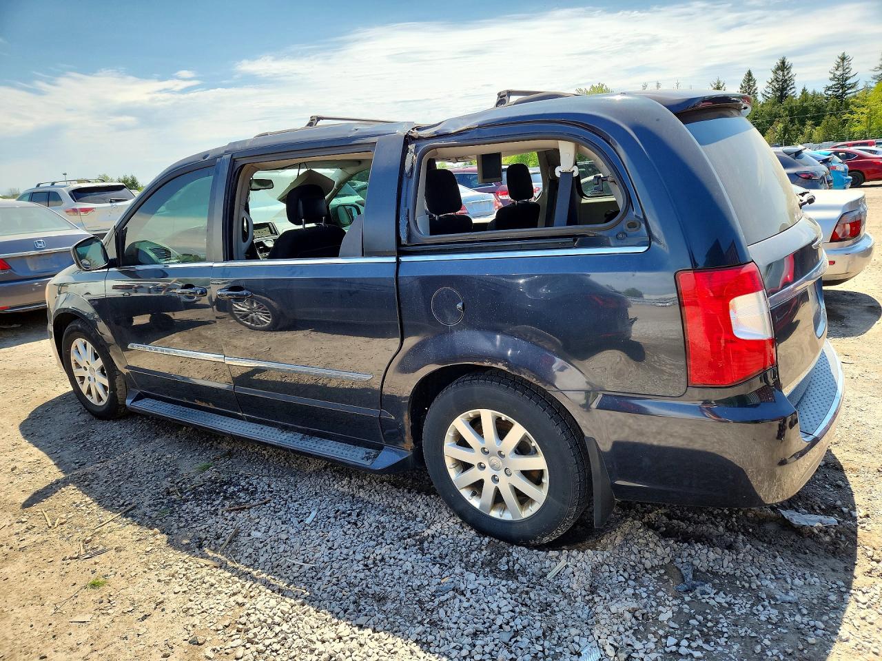 2013 CHRYSLER MINIVAN