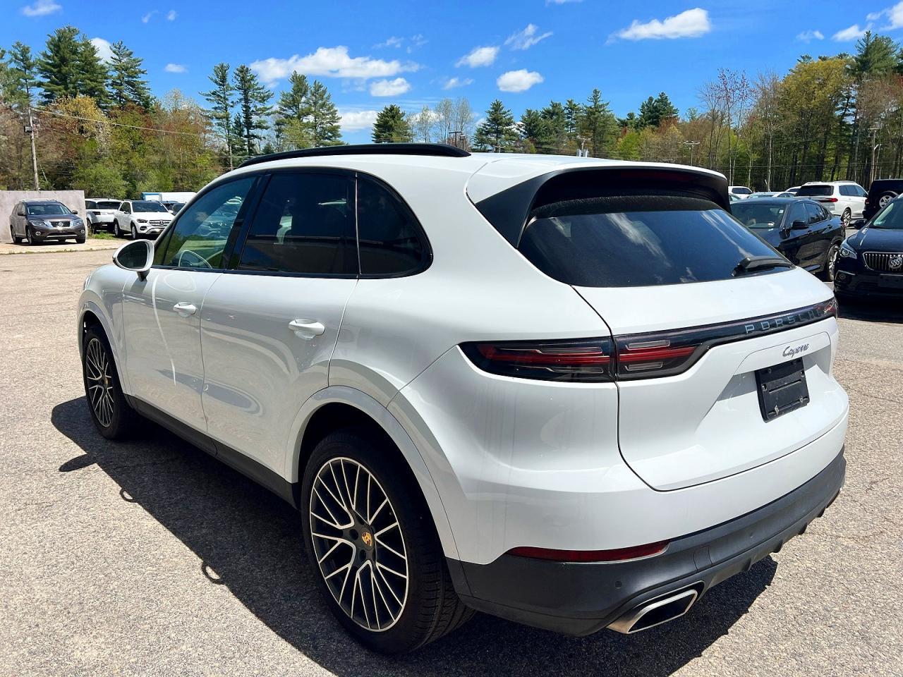 2019 PORSCHE CAYENNE