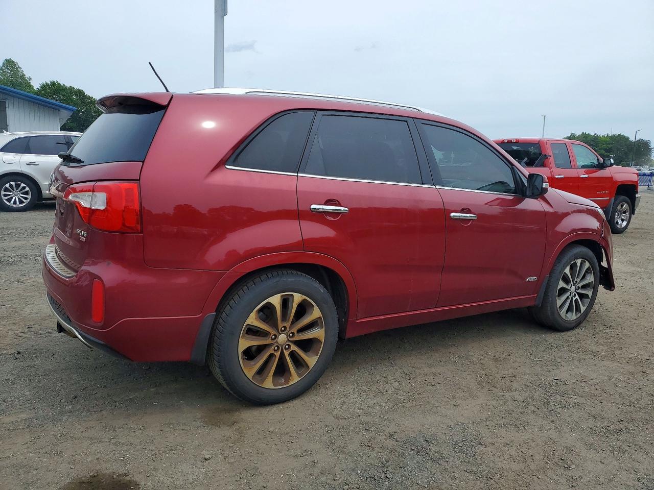 2014 KIA SORENTO