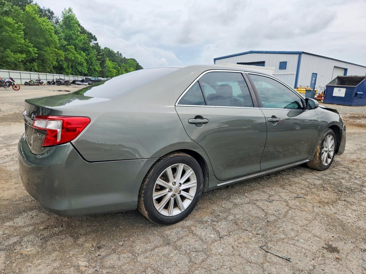 2013 TOYOTA CAMRY