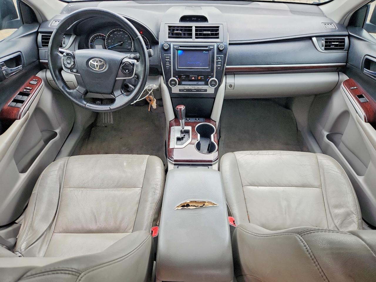 2013 TOYOTA CAMRY