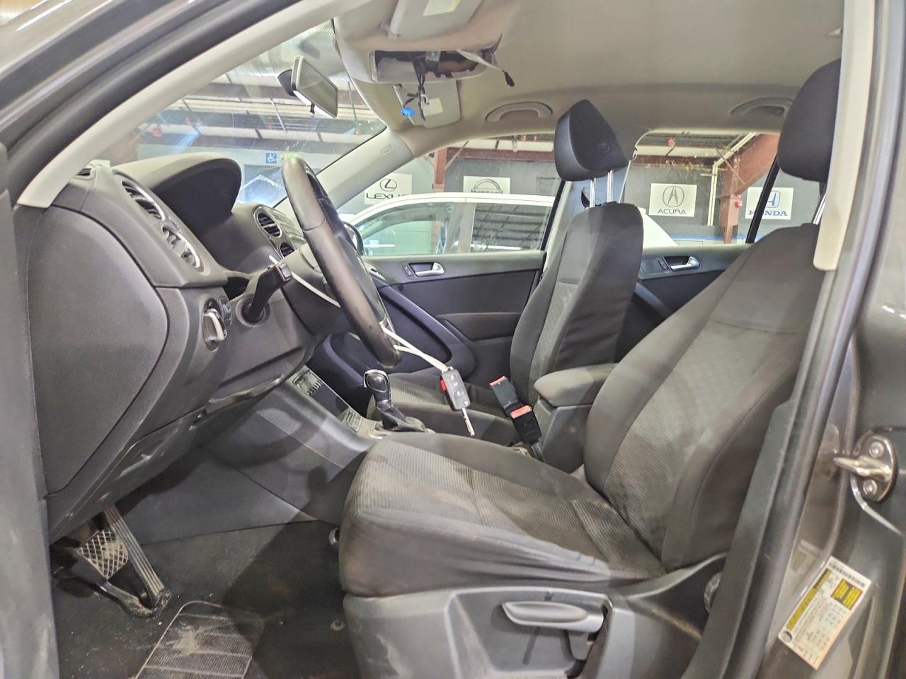 2013 VOLKSWAGEN TIGUAN