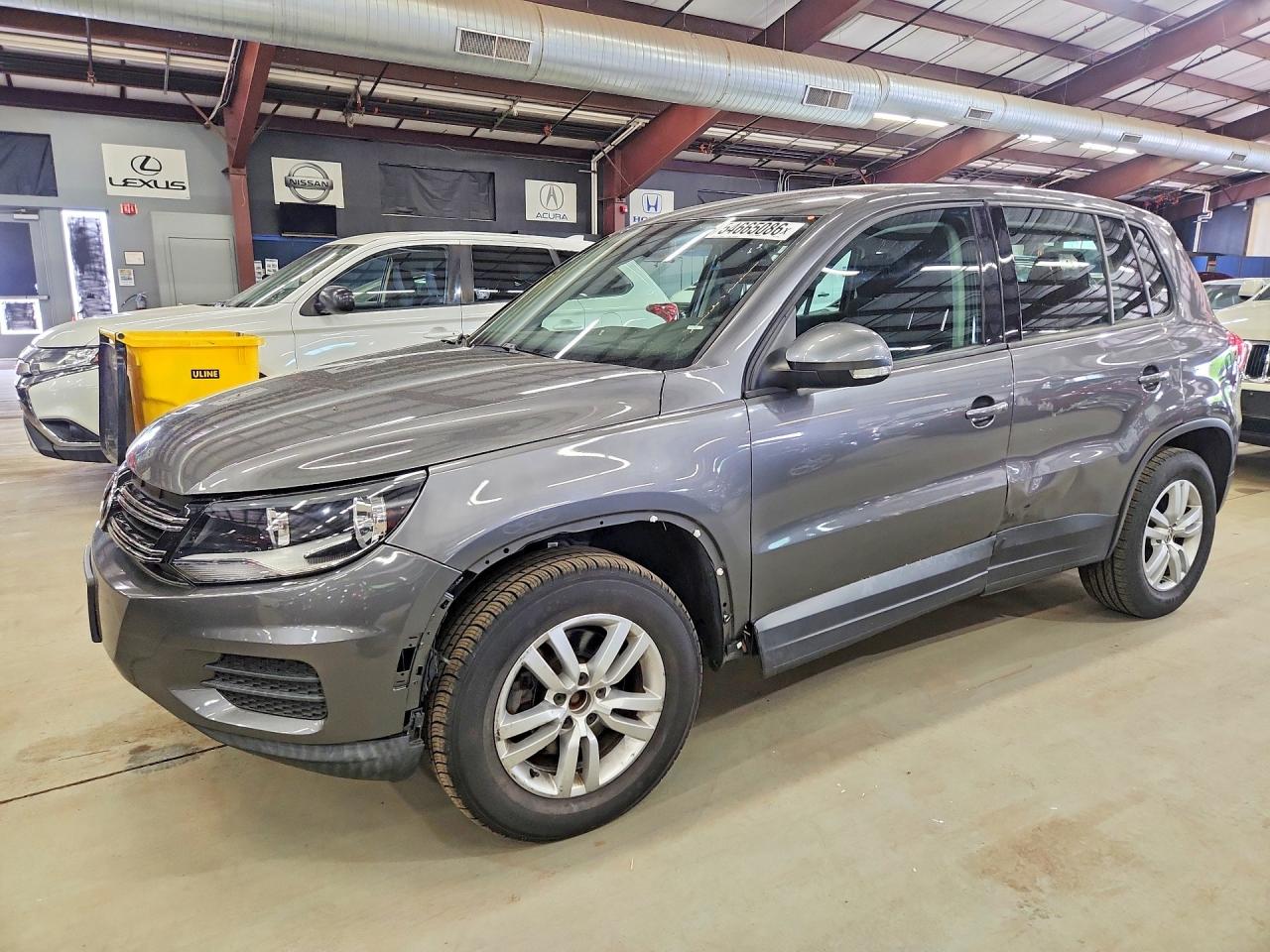 2013 VOLKSWAGEN TIGUAN