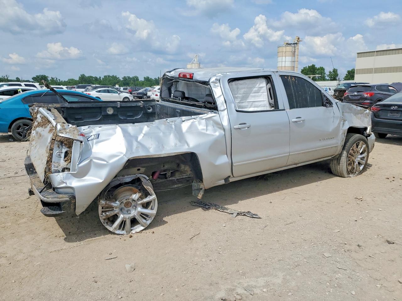 2018 CHEVROLET SILVERADO