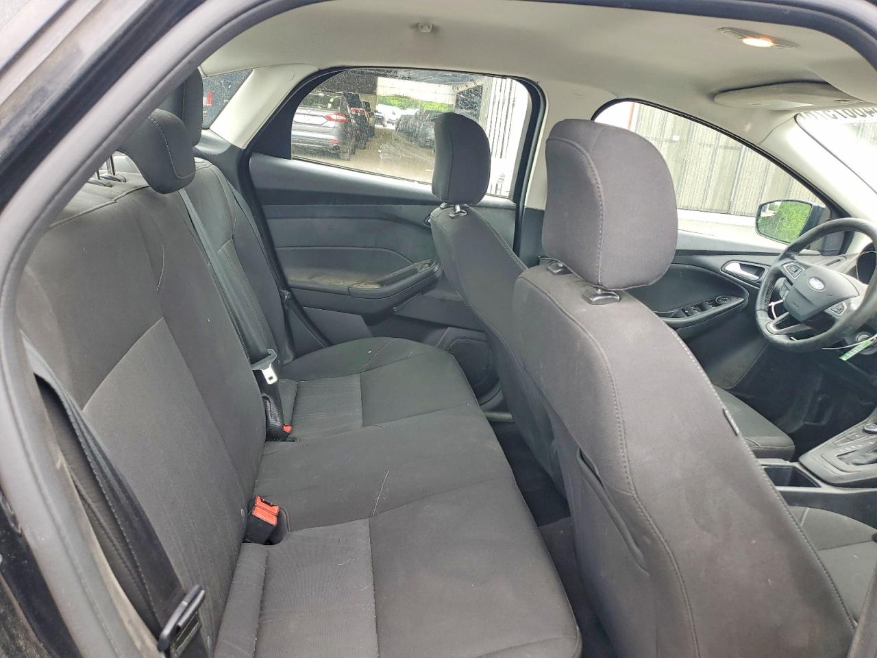 2017 FORD FOCUS