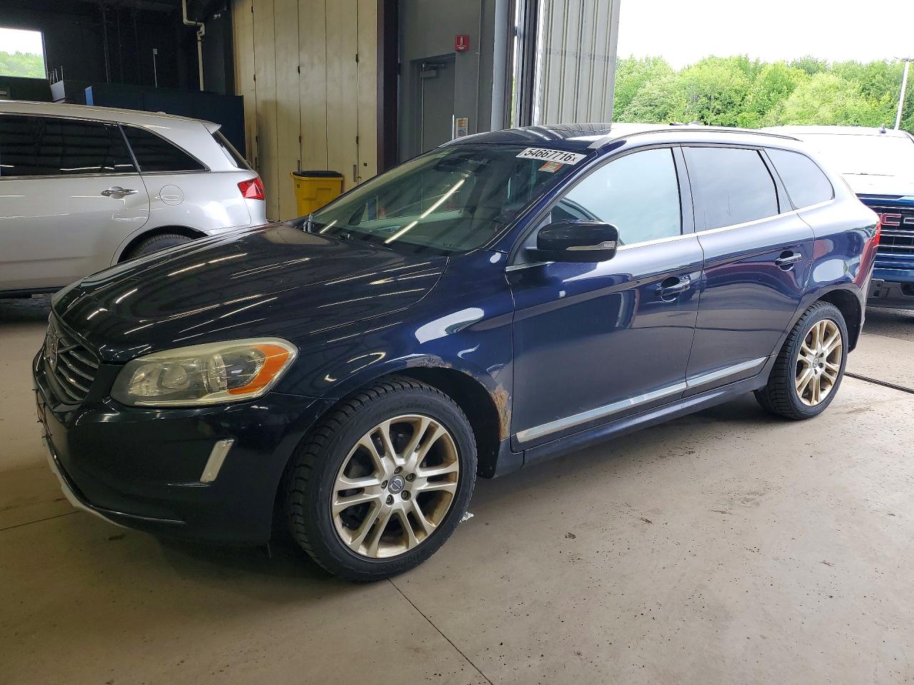 2016 VOLVO XC60