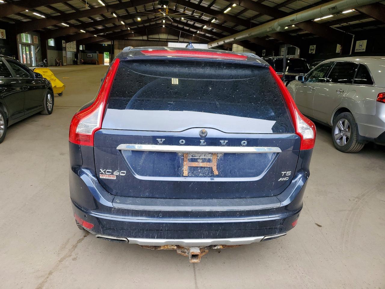 2016 VOLVO XC60