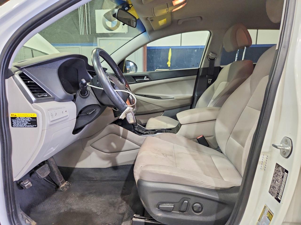 2016 HYUNDAI TUCSON