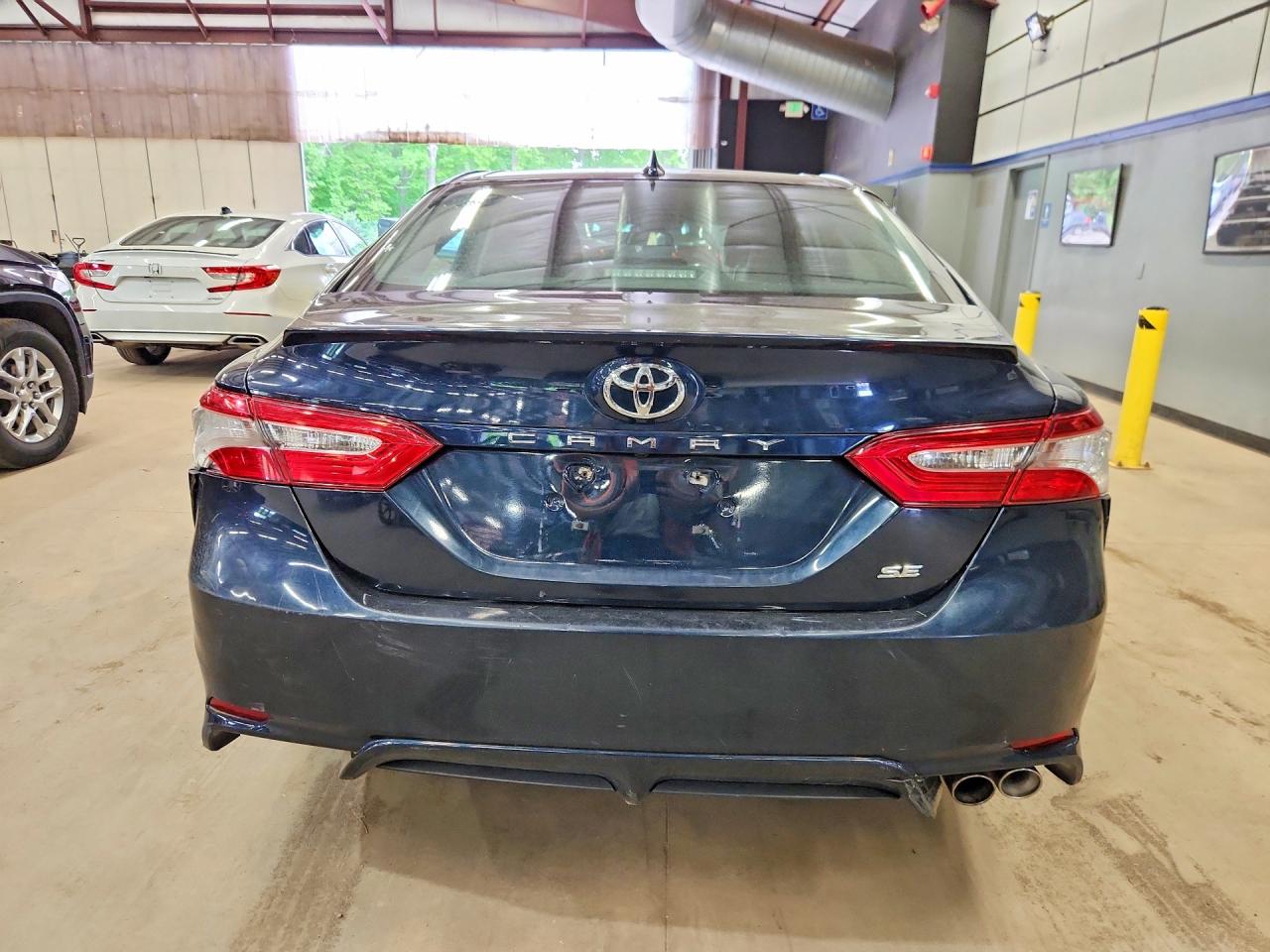 2020 TOYOTA CAMRY