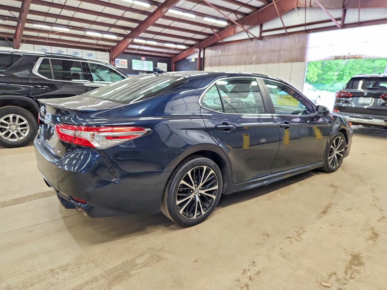 2020 TOYOTA CAMRY