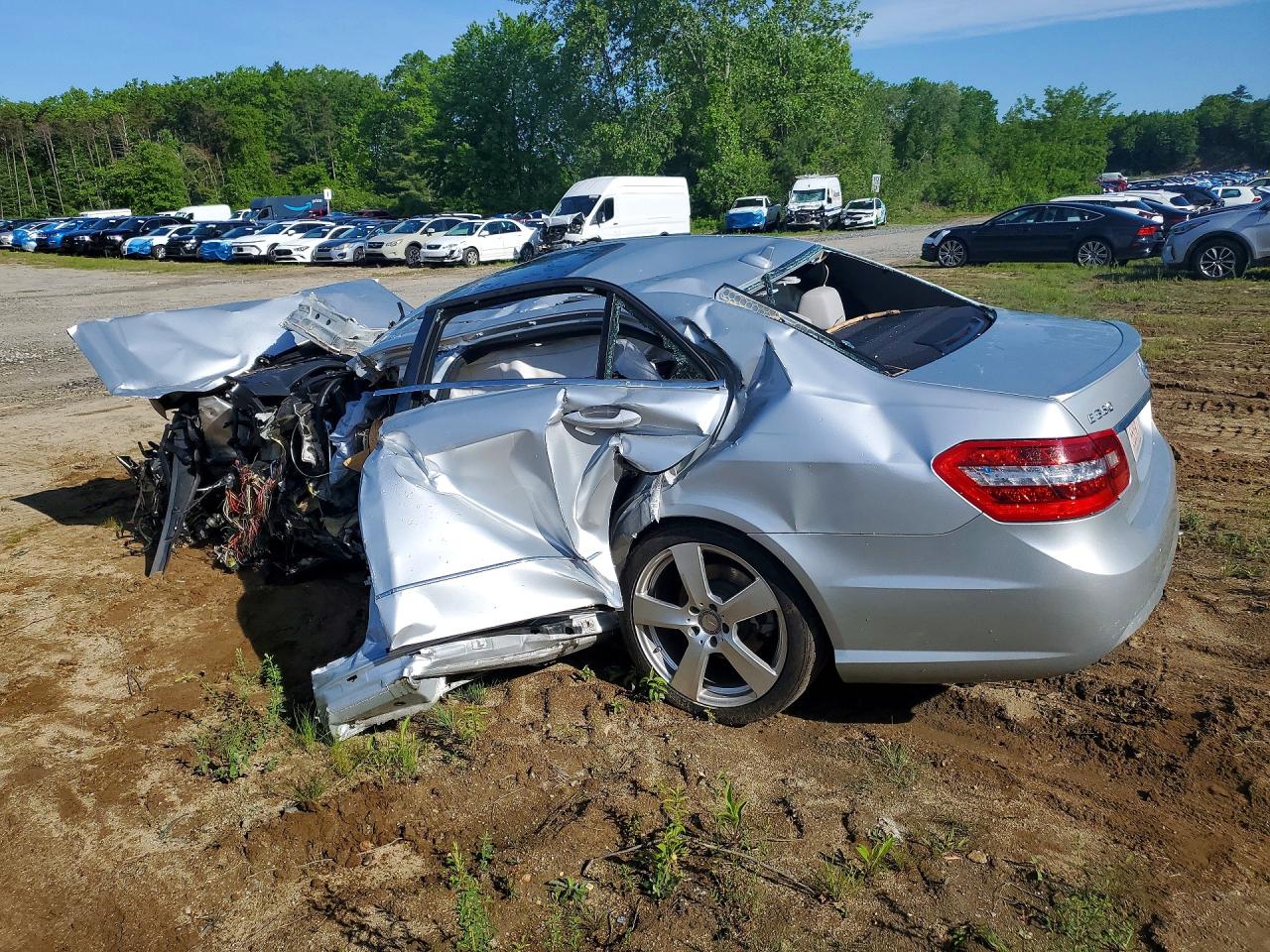 2011 MERCEDES-BENZ E-CLASS