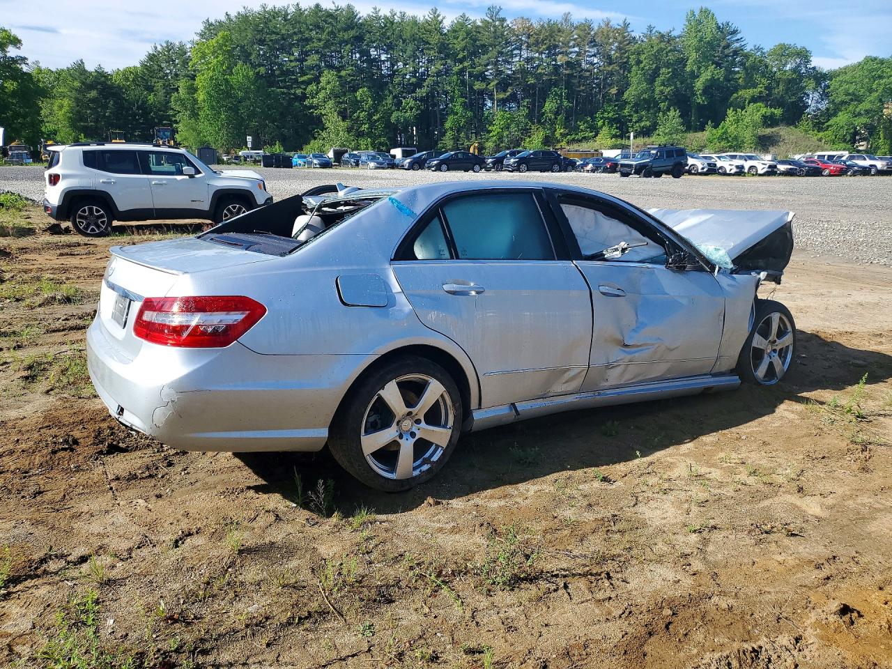2011 MERCEDES-BENZ E-CLASS