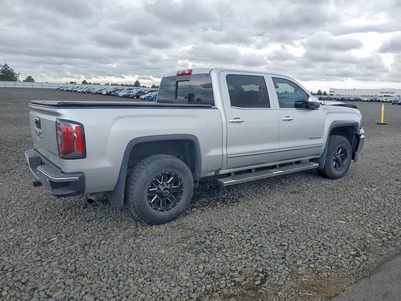 2017 GMC SIERRA