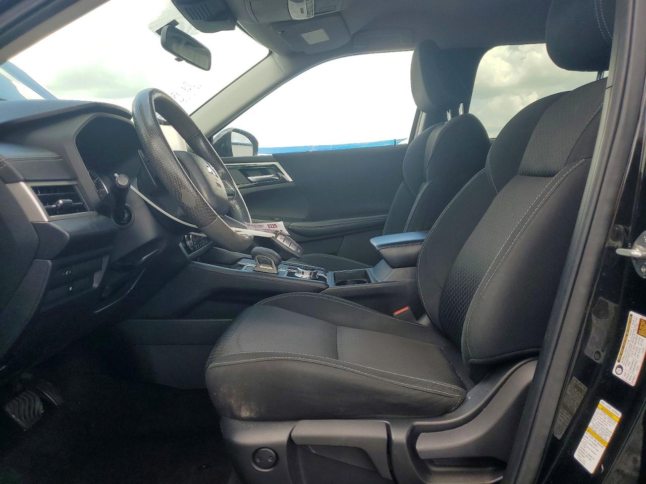 2022 MITSUBISHI OUTLANDER