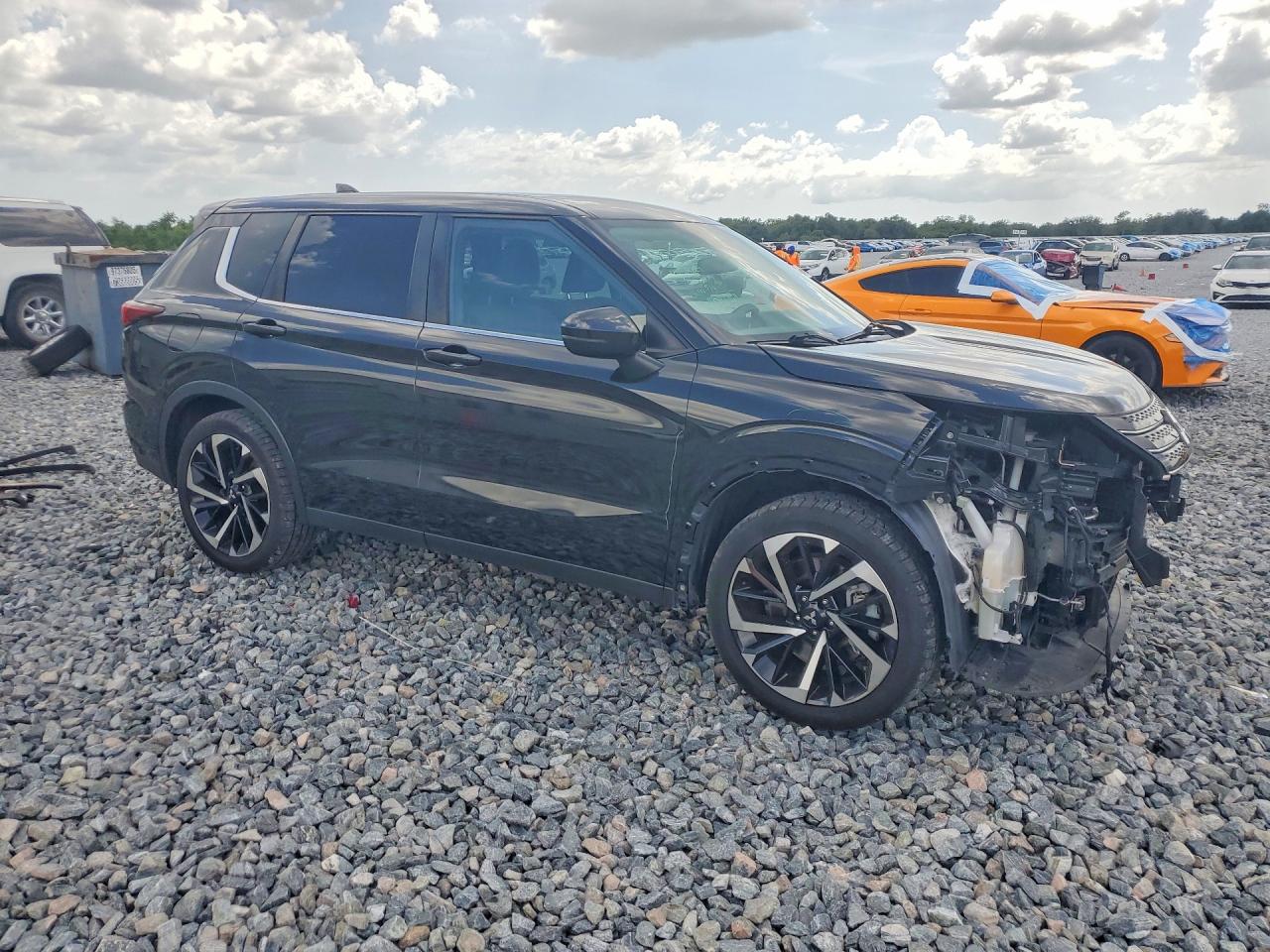 2022 MITSUBISHI OUTLANDER