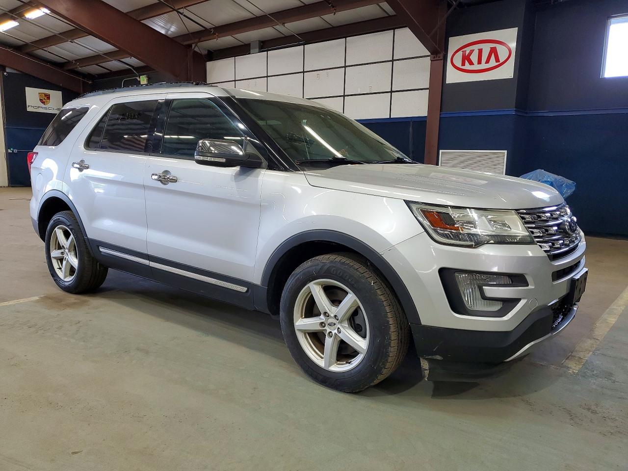 2017 FORD EXPLORER