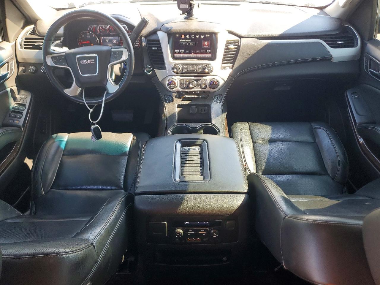 2016 GMC YUKON