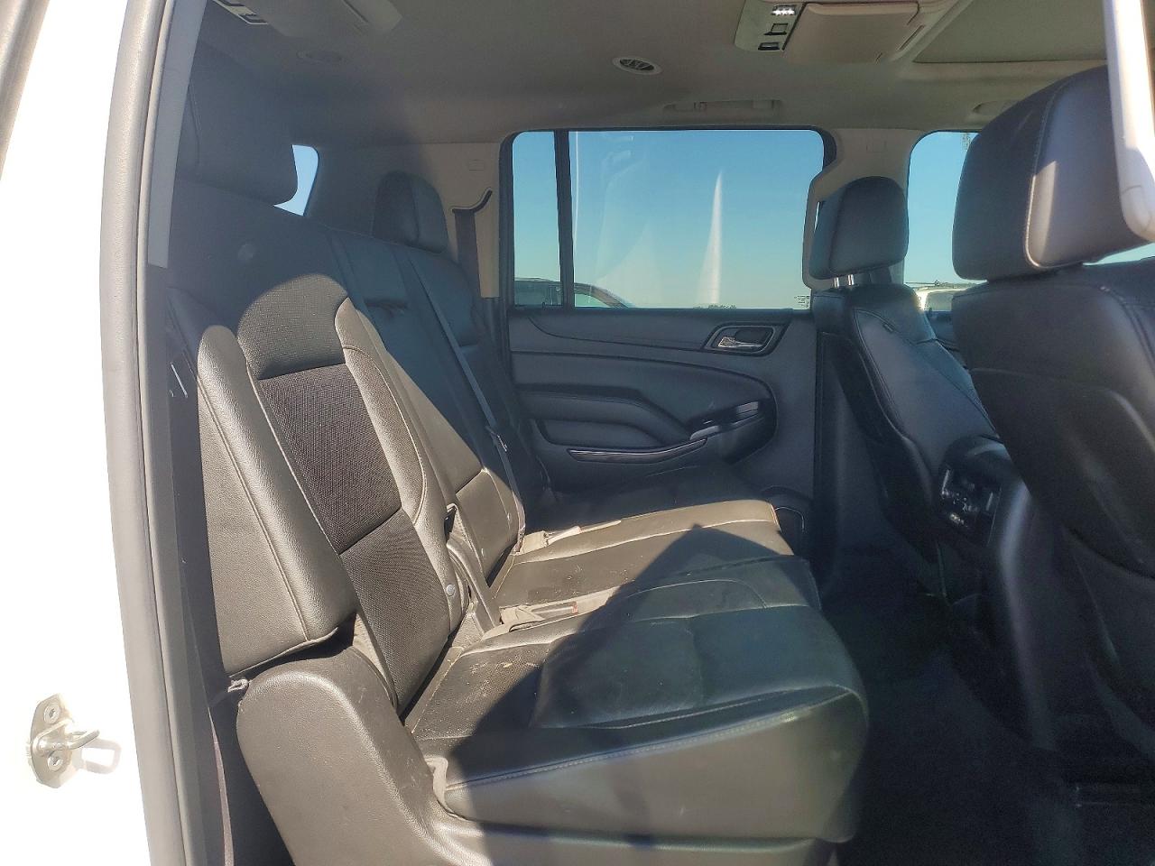 2016 GMC YUKON