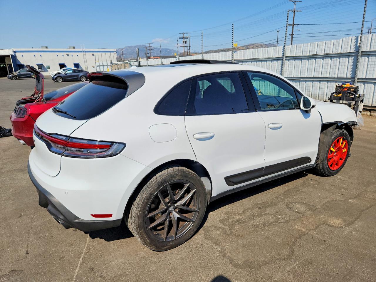 2023 PORSCHE MACAN