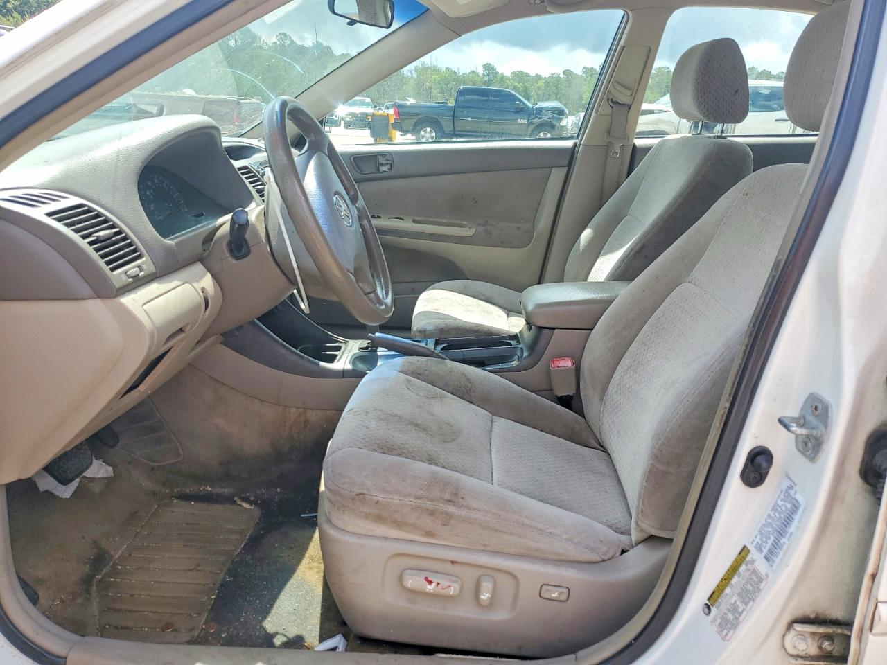 2004 TOYOTA CAMRY