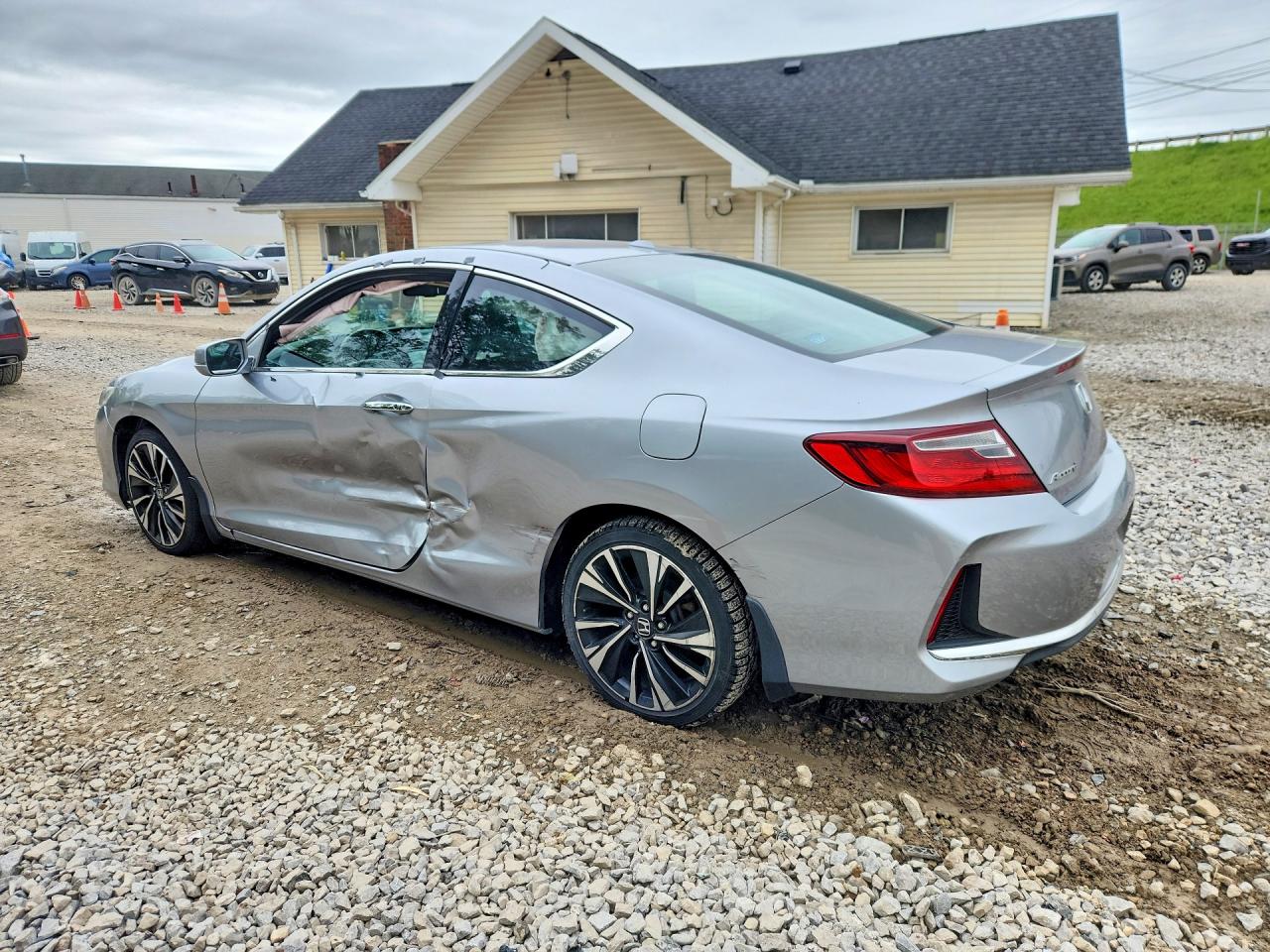 2016 HONDA ACCORD