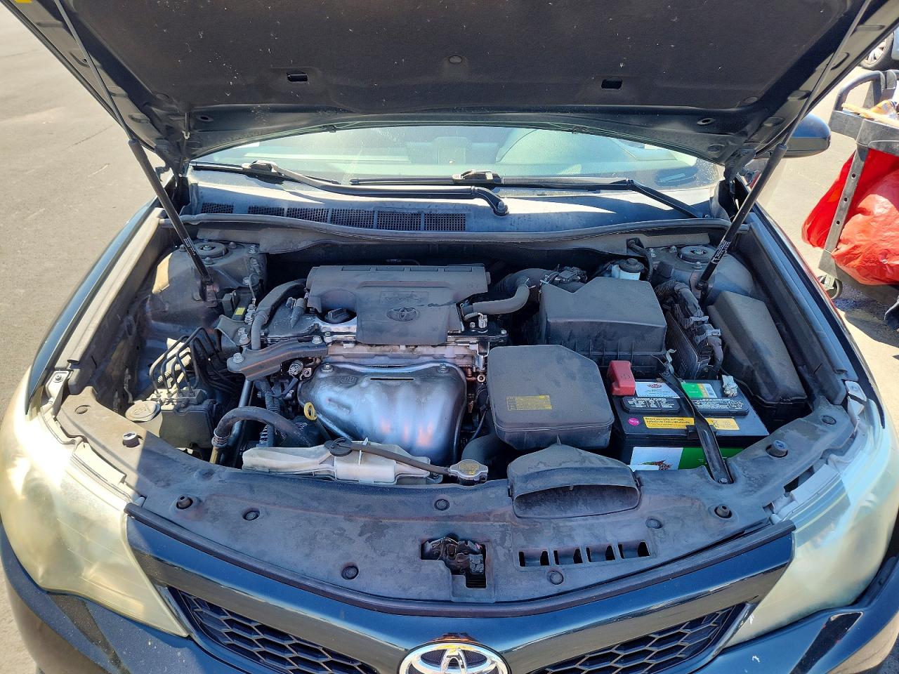 2014 TOYOTA CAMRY