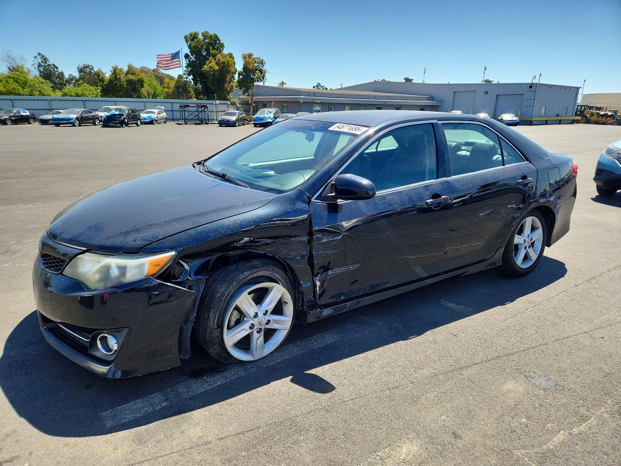 2014 TOYOTA CAMRY
