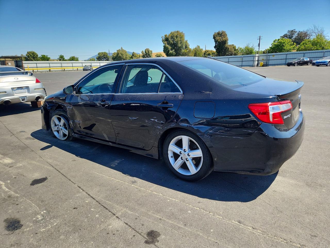 2014 TOYOTA CAMRY