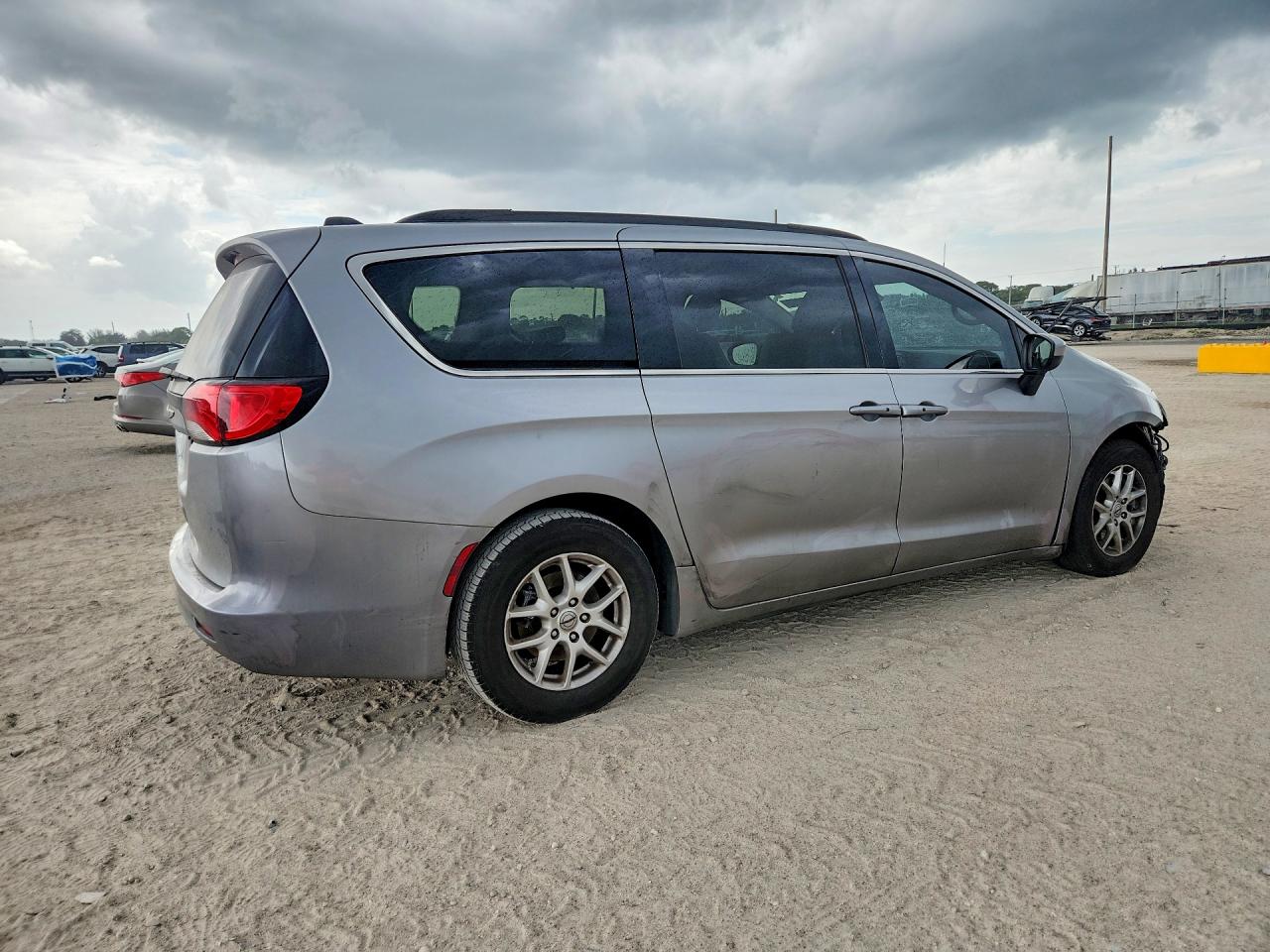2021 CHRYSLER MINIVAN