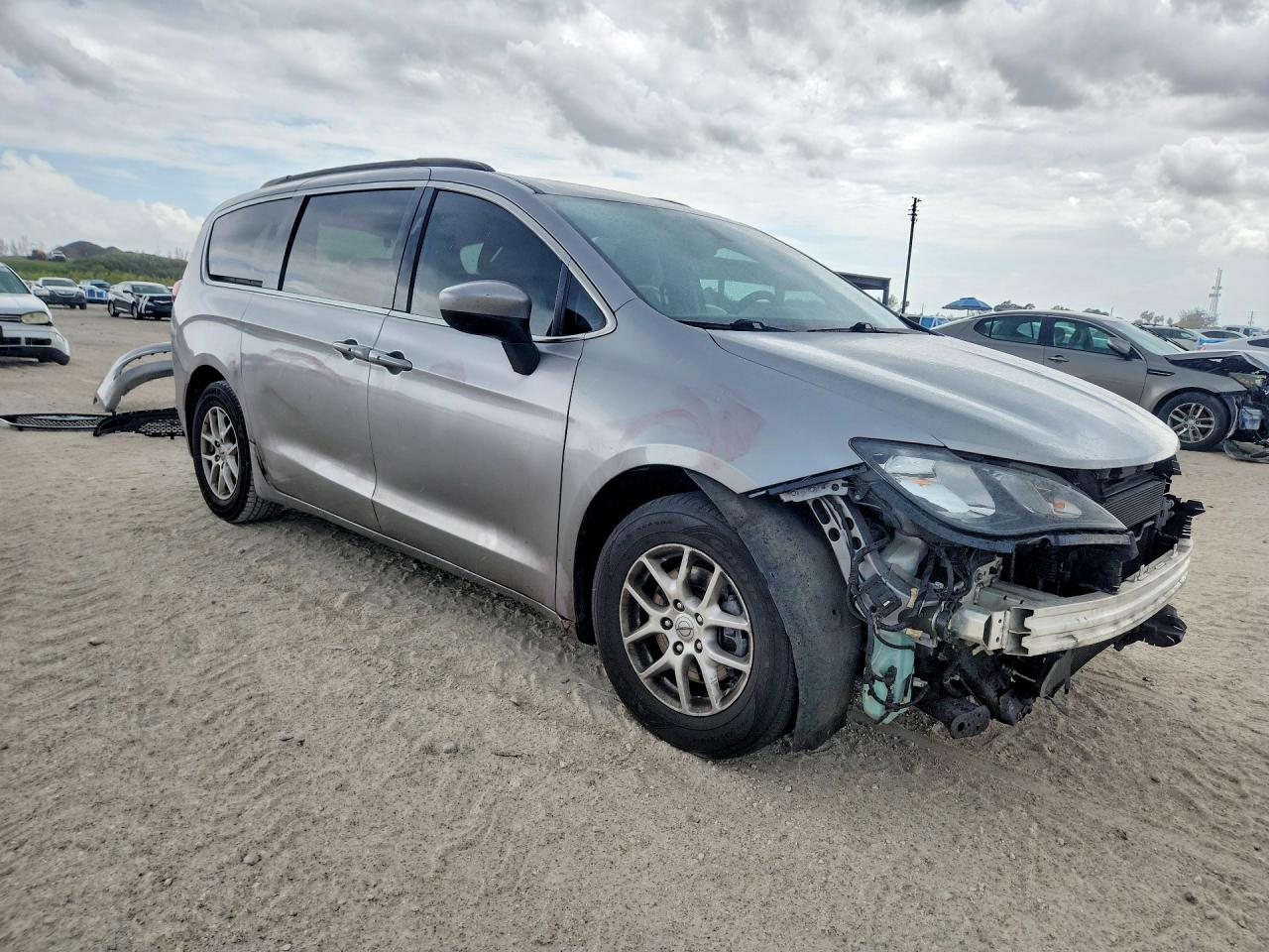 2021 CHRYSLER MINIVAN