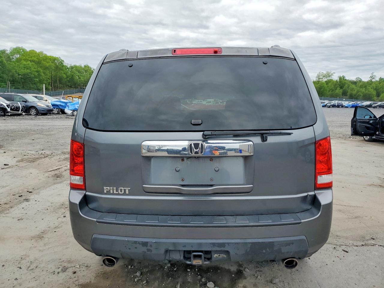 2011 HONDA PILOT