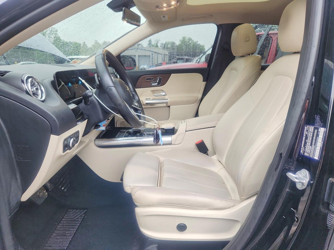2021 MERCEDES-BENZ GLA-CLASS