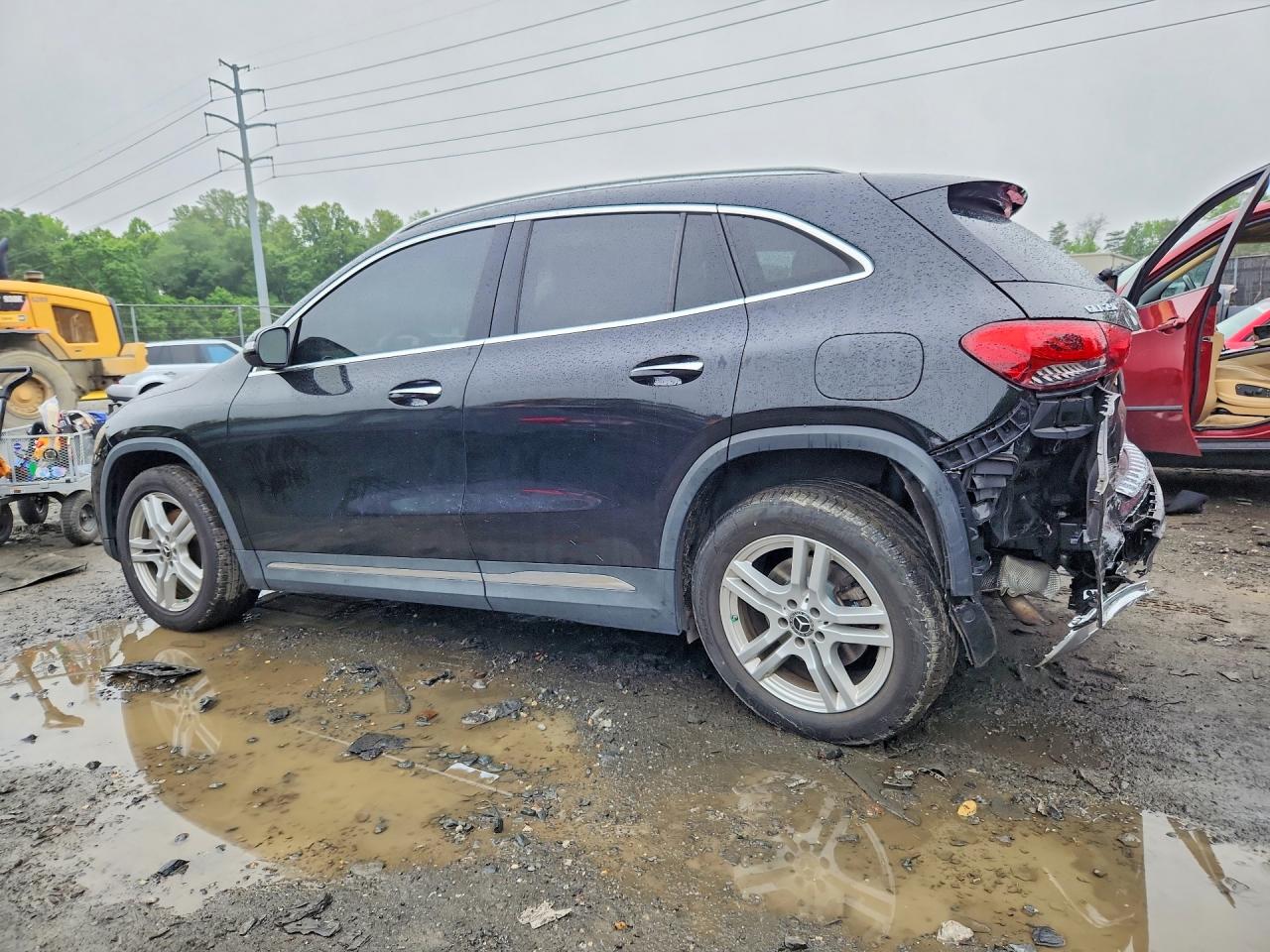 2021 MERCEDES-BENZ GLA-CLASS