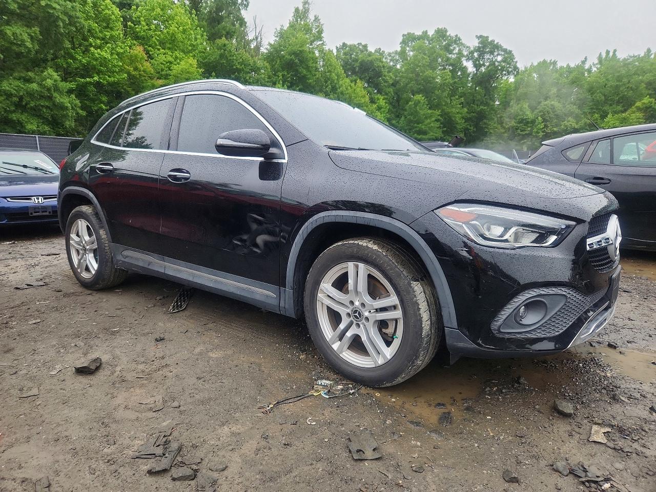 2021 MERCEDES-BENZ GLA-CLASS