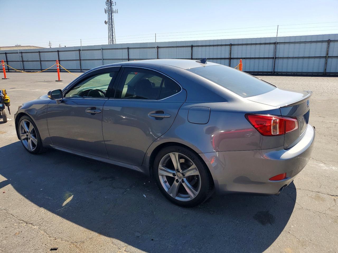 2013 LEXUS IS