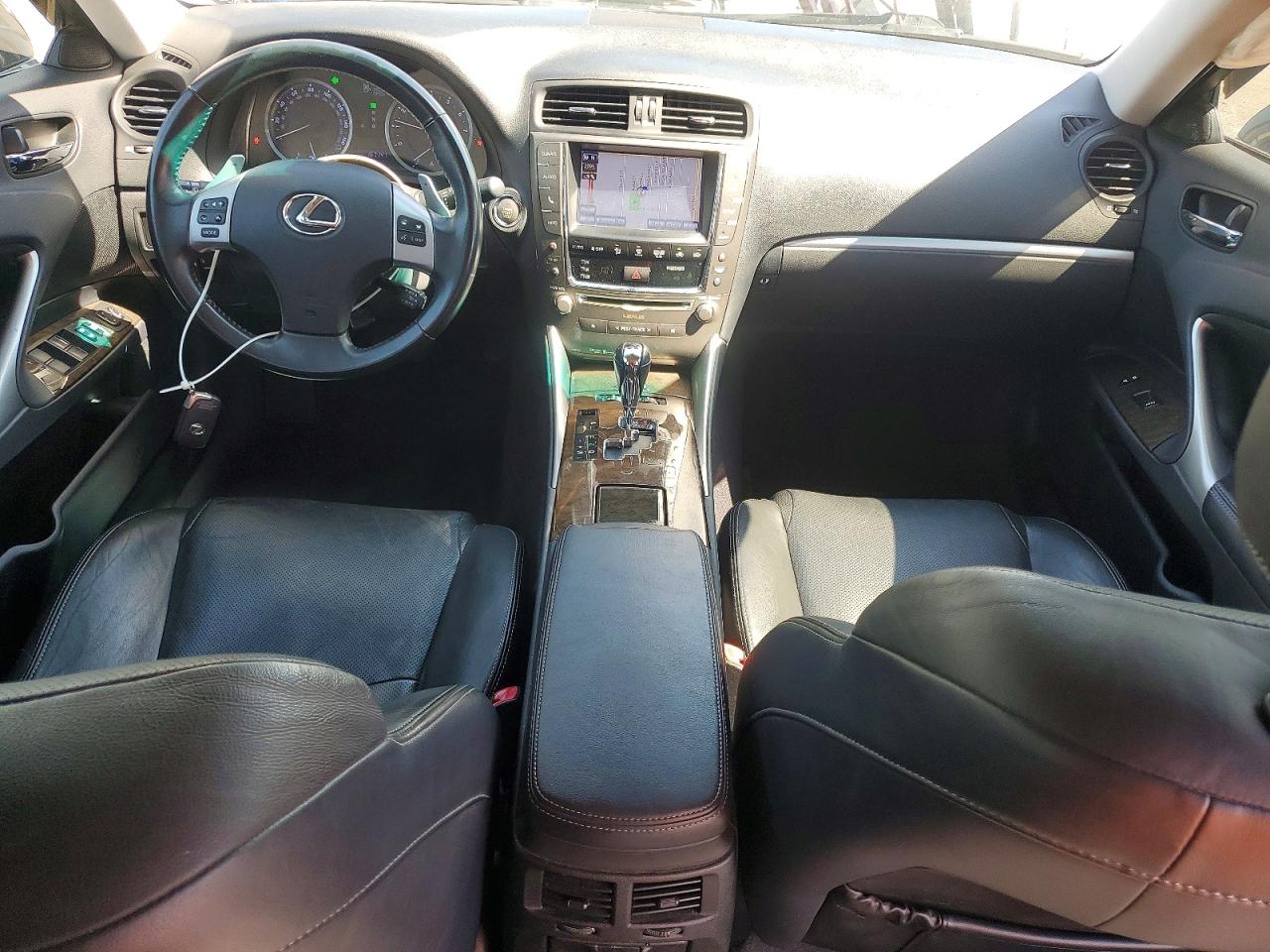 2013 LEXUS IS