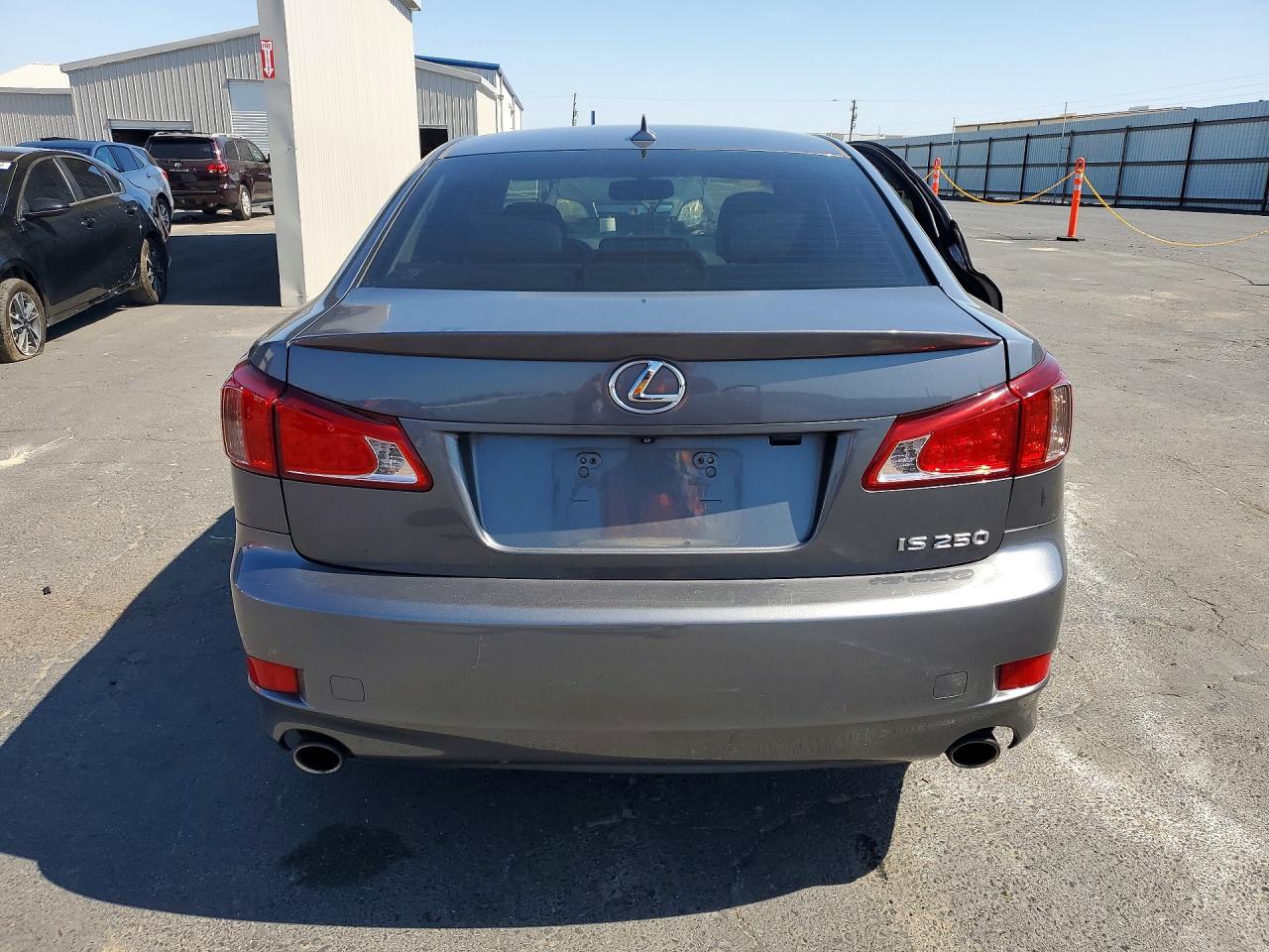 2013 LEXUS IS