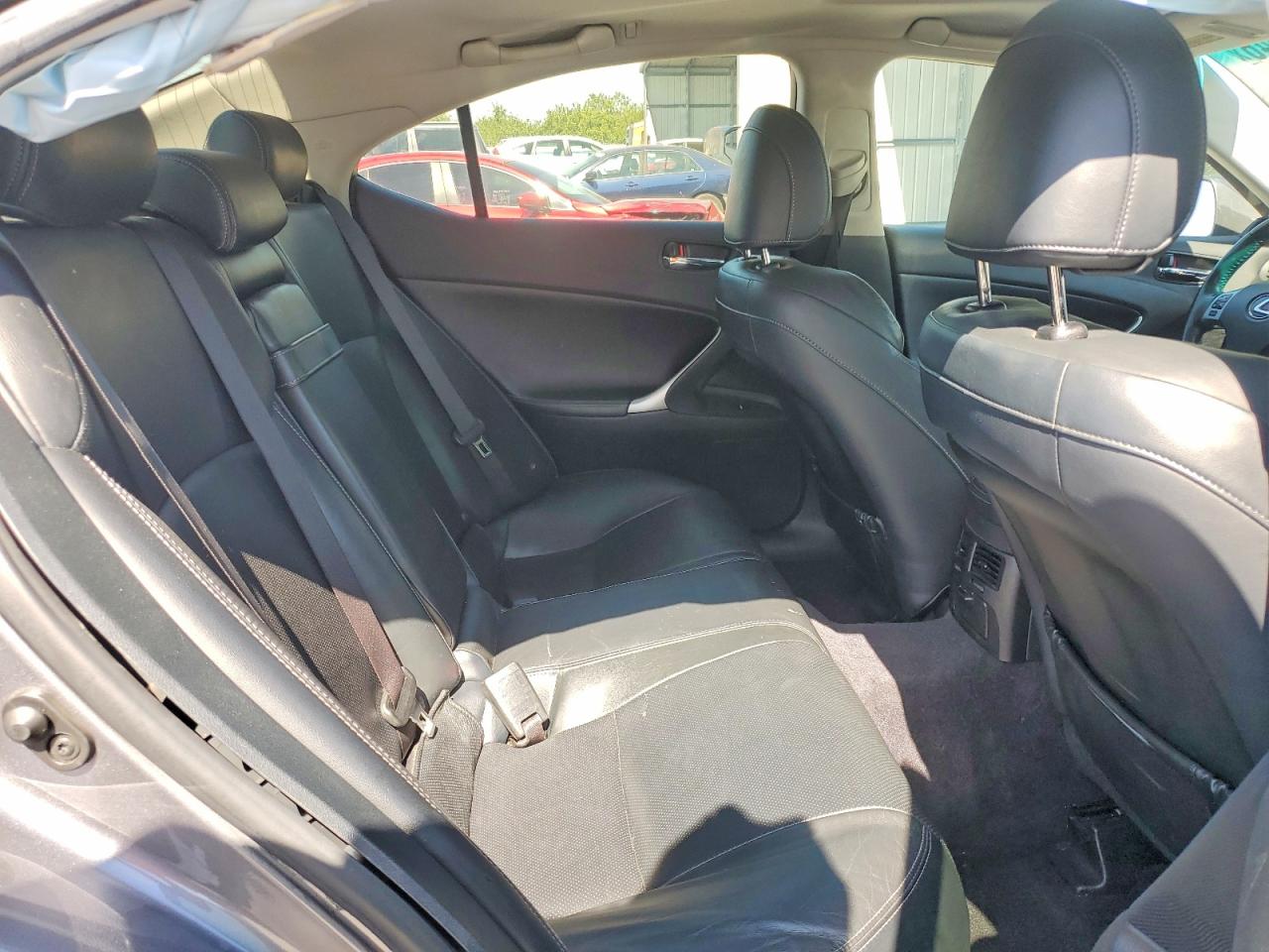 2013 LEXUS IS