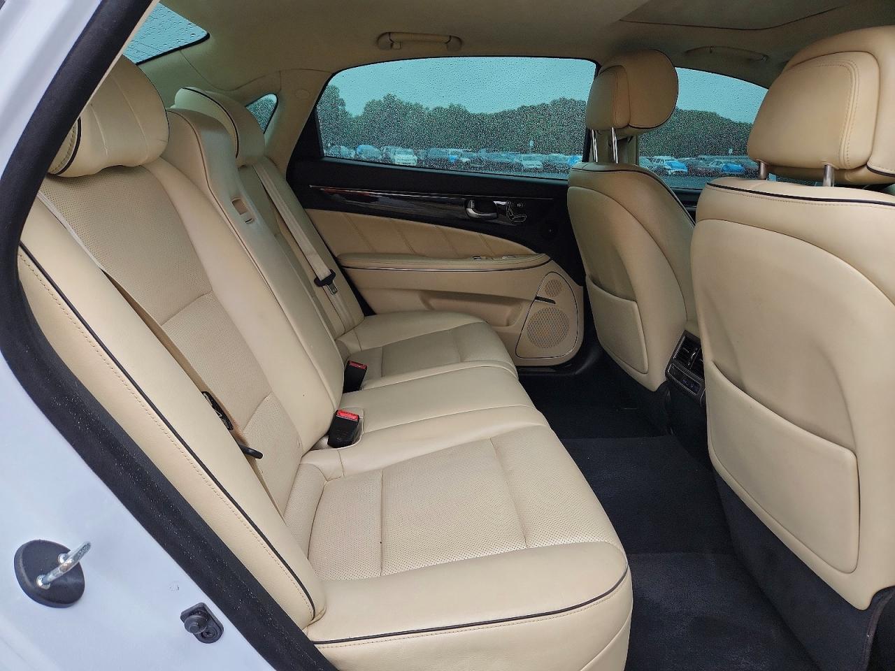2015 HYUNDAI EQUUS