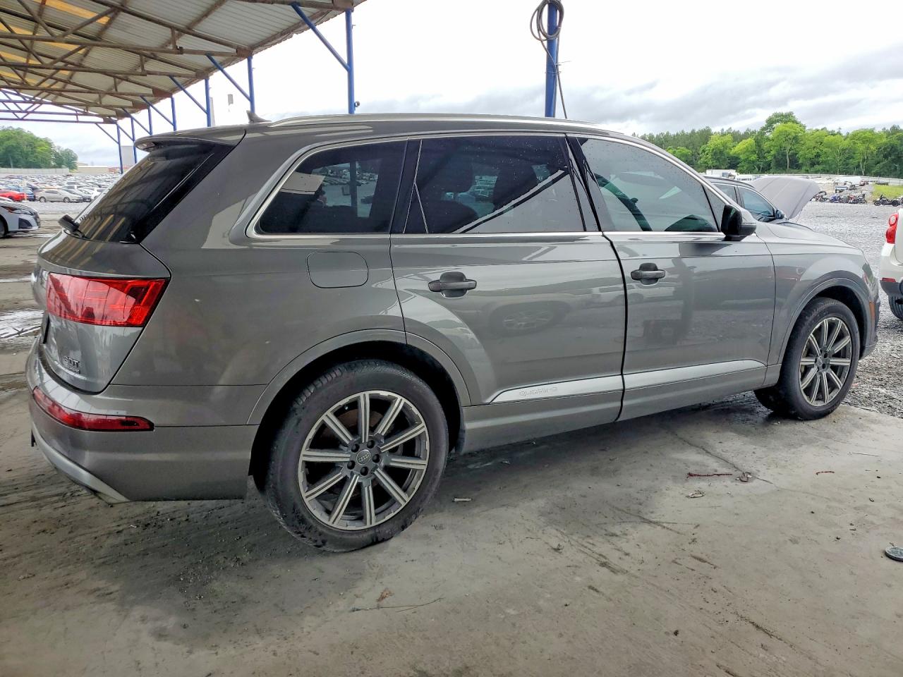 2017 AUDI Q7
