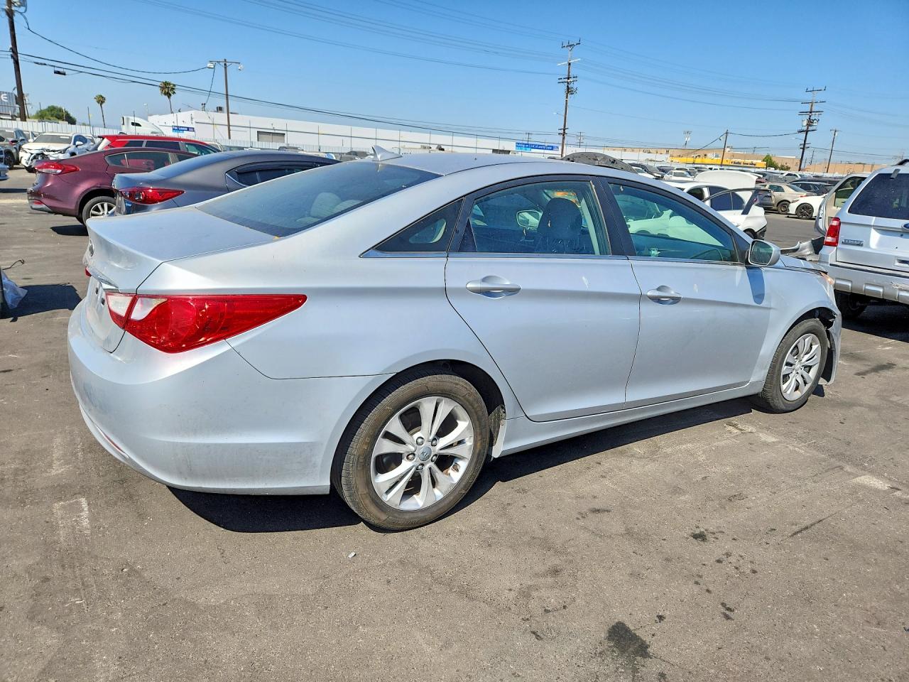 2011 HYUNDAI SONATA