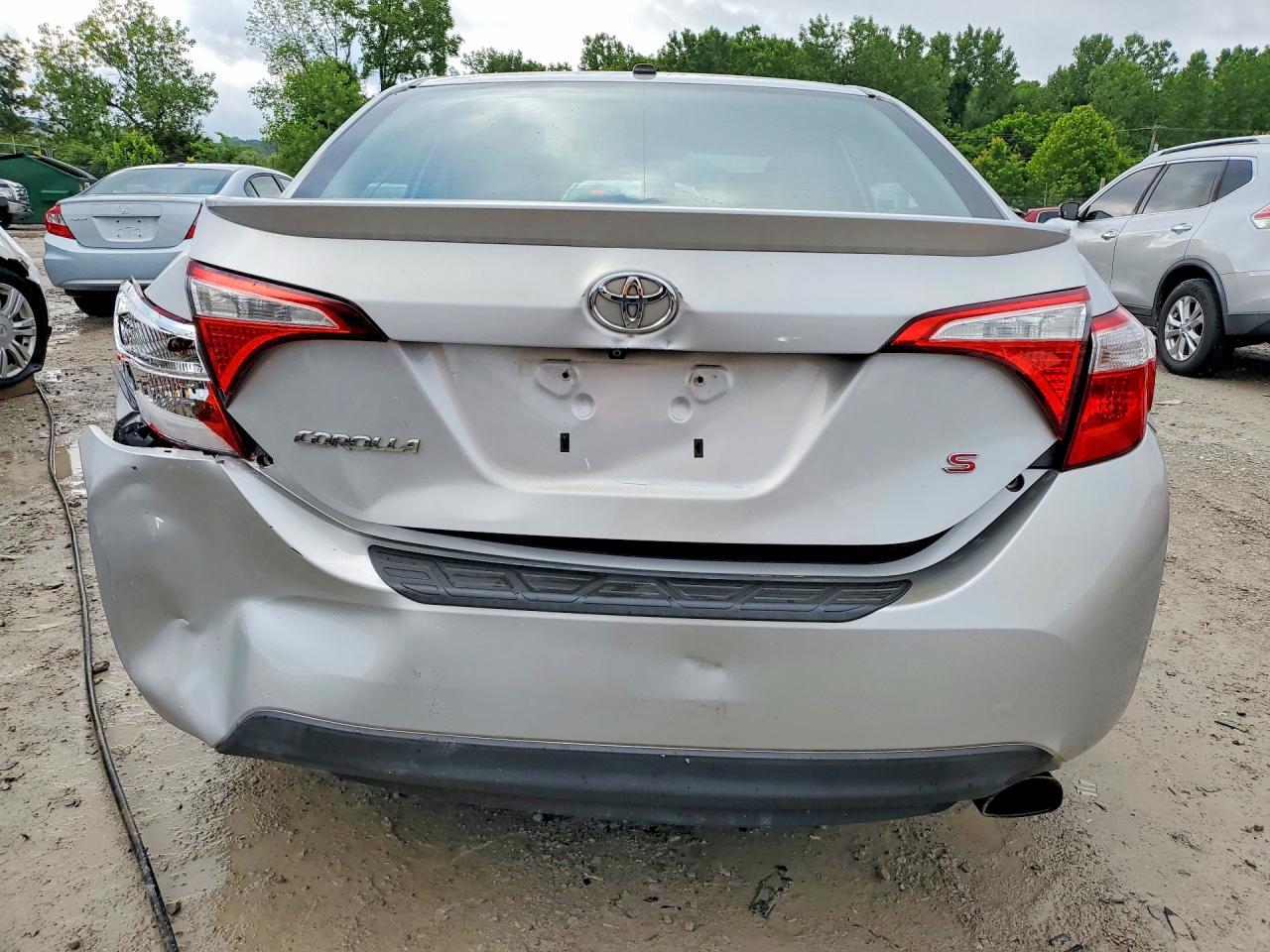2015 TOYOTA COROLLA