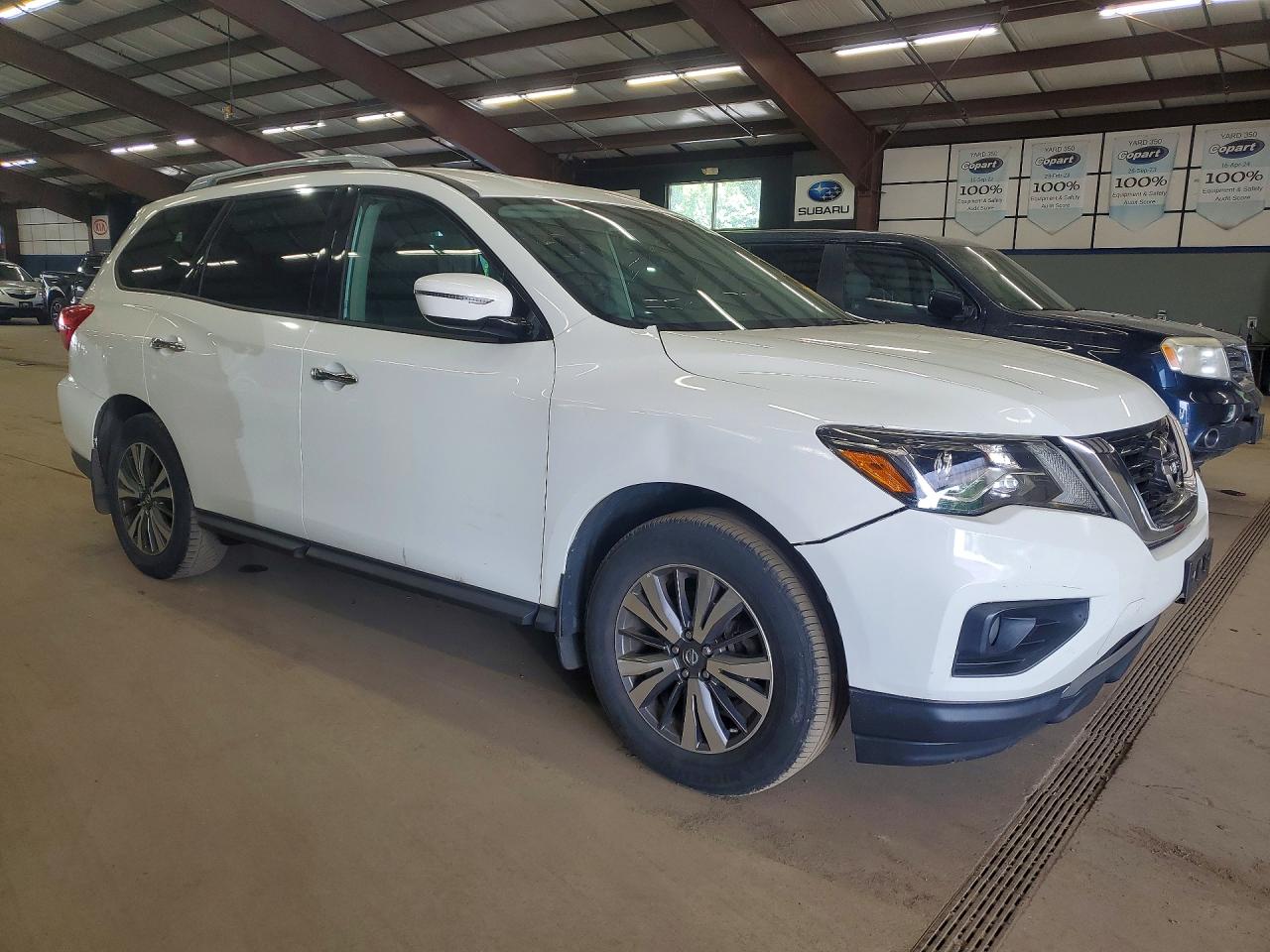2017 NISSAN PATHFINDER