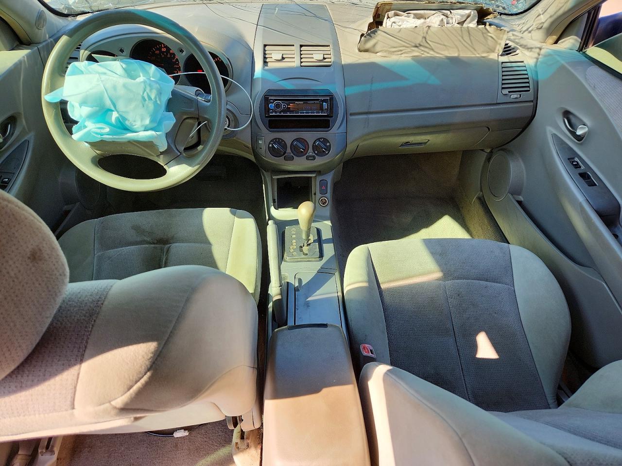 2002 NISSAN ALTIMA