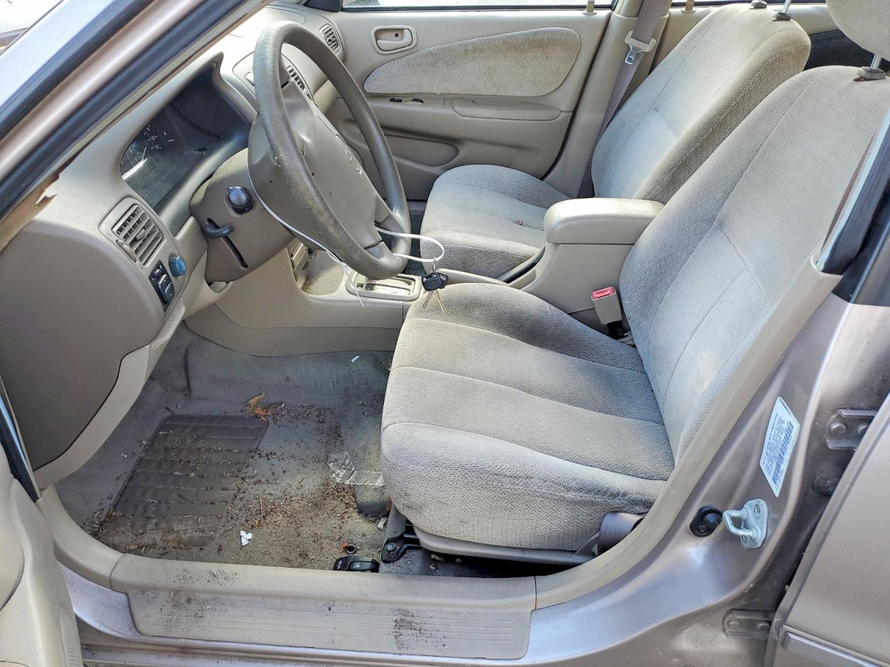 2001 TOYOTA COROLLA