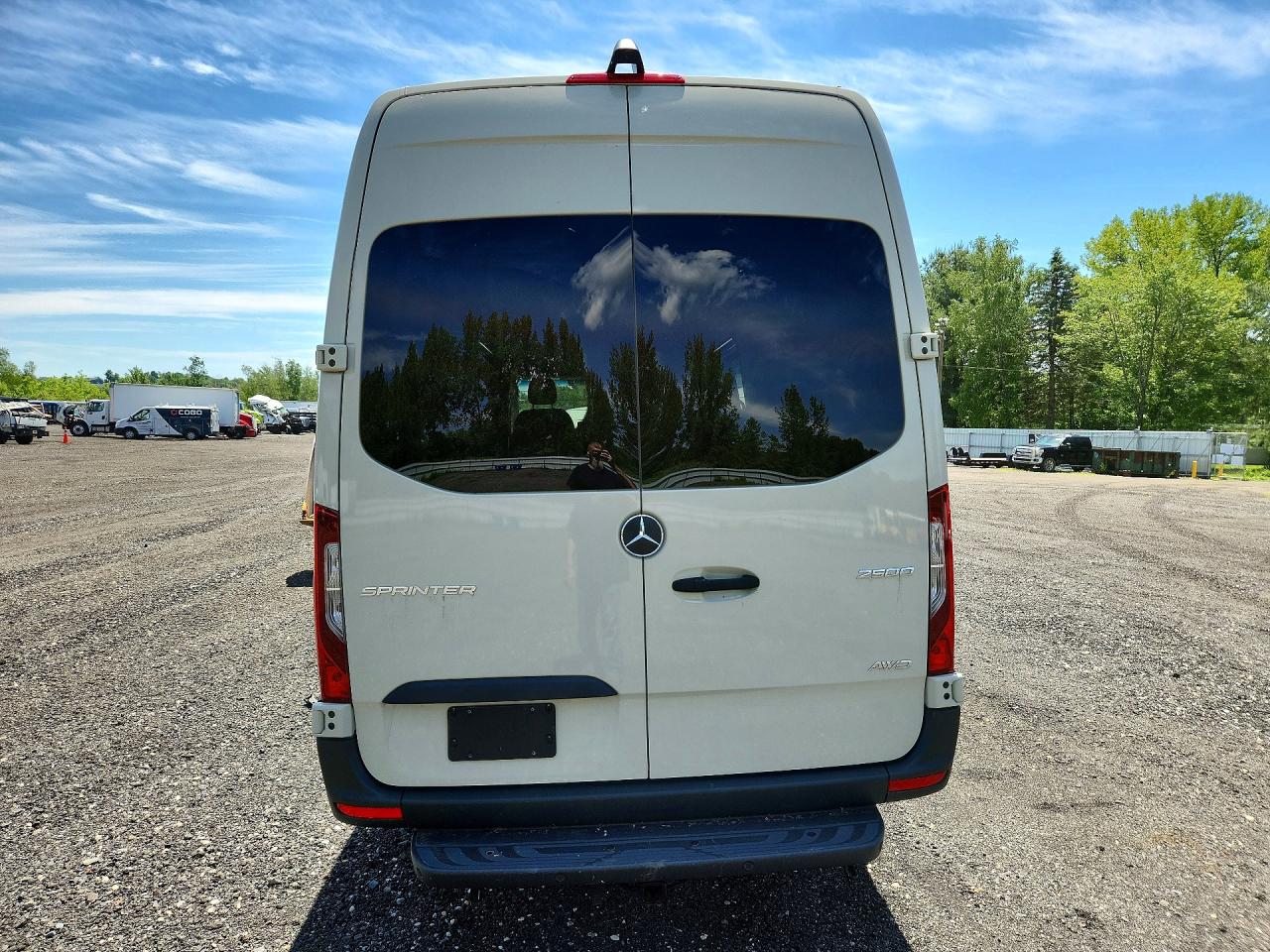 2024 MERCEDES BENZ SPRINTER 2