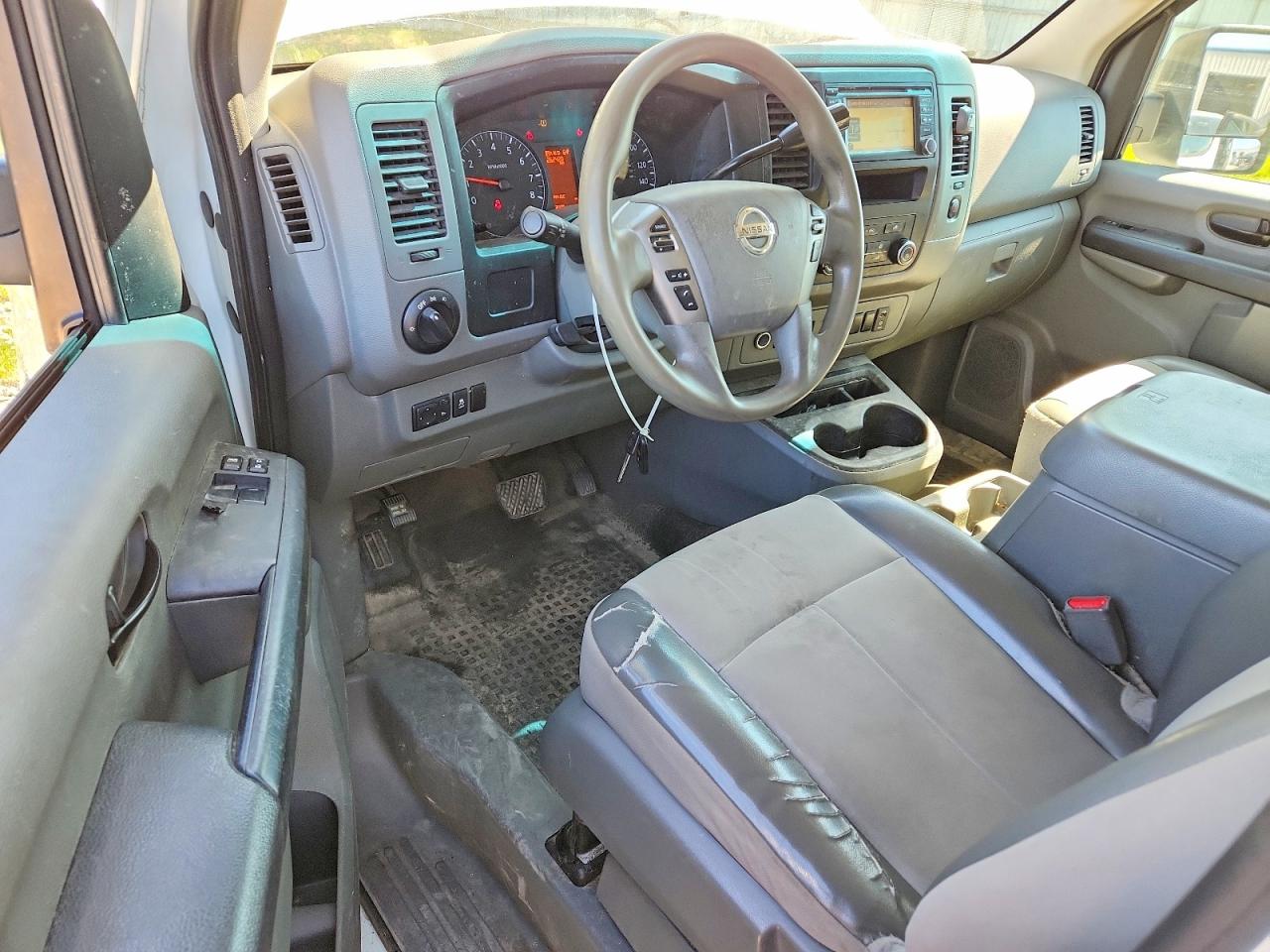 2017 NISSAN NV