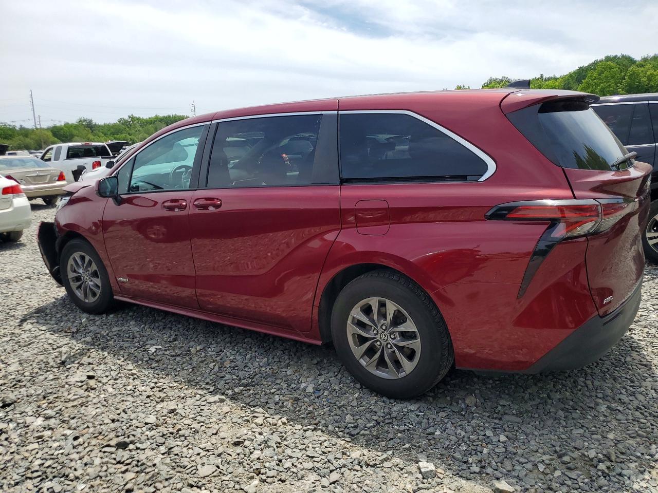 2021 TOYOTA SIENNA