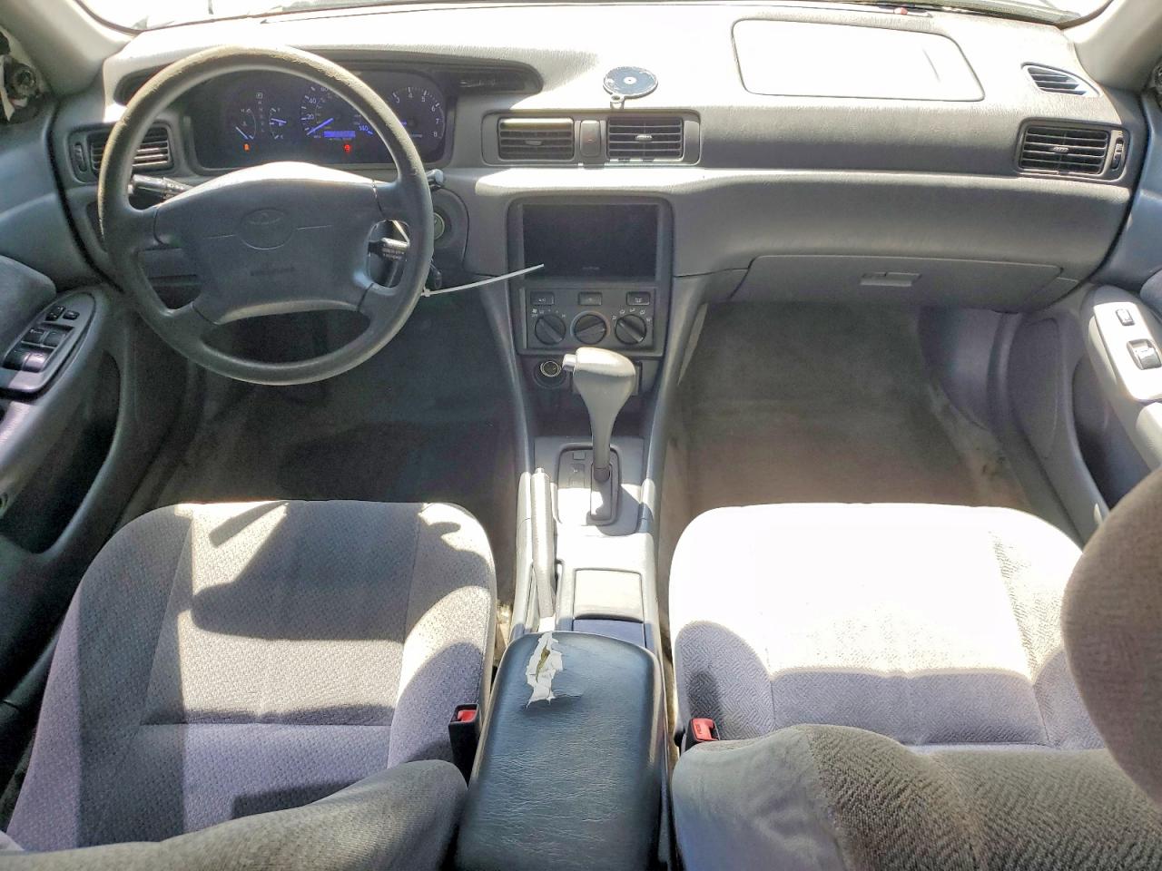 2000 TOYOTA CAMRY